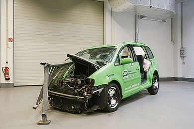 Auto eines Crash Tests Auto eines Crash Tests